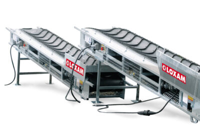 Hier zijn enkele LSI (Latent Semantic Indexing) en SEO-geoptimaliseerde zoekwoorden voor het product "Transportband 4-6 Meter 380 Volt": ### Hoofdzoekwoorden 1. Transportband 2. Transportband 4-6 meter 3. Transportband 380 Volt 4. Industriële transportband 5. Elektrische transportband 6. Conveyorsysteem ### Gerelateerde zoekwoorden 1. Transportband voor zware lasten 2. Automatische transportband 3. Transportband met variabele snelheid 4. Transportband met motor 5. Lange transportband 6. Transportband voor fabrieken ### Specifieke zoektermen 1. 380 Volt transportband specificaties 2. Transportband installatie en onderhoud 3. Voordelen van elektrische transportbanden 4. Transportbanden voor logistiek 5. Efficiëntie van transportband systemen ### Lokale zoekwoorden (indien van
